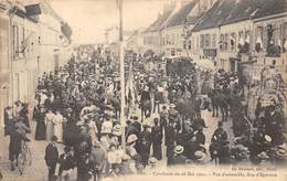 78-HOUDAN- CAVALCADE DU 28 MAI 1905, VUE D'ENSEMBLE RUE D'EPERNON - Houdan