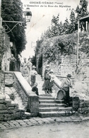 86. VIENNE - COUHE-VERAC. L'Escalier De La Rue Du Mystère. - Couhe