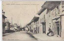 73 ALBENS . La Grande Rue Et La Gendarmerie , Bureau De Tabac Animé , édit : Coll L Grimal , écrite En 1918 , état Extra - Albens