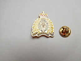 Beau Pin's , Police , Royal Canadian Mounted Police , Canada - Police