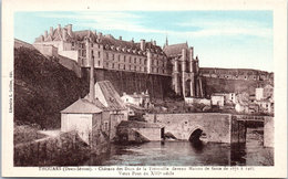 Delcampe - 79 THOUARS - Le Château, Vieux Pont - Thouars