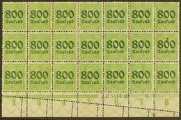 1923 PERFORATION ERROR.  800tsd On 5pf Apple Green (Michel 301, SG 294), Mint Lower Marginal BLOCK Of 21 (7x3) With Han  - Otros & Sin Clasificación
