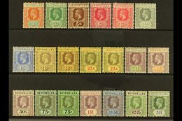 1917-22  KGV Definitive Set With "Extras", SG 82/97, Fine Mint (20 Stamps) For More Images, Please Visit Http://www.sand - Seychellen (...-1976)