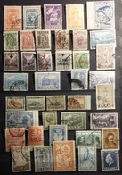 GRECE LOT DE + 40 VIEUX TIMBRES DIFFÉRENTS. - Collections