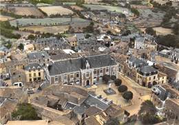 85-POUZAUGE-L'HÔTEL DE VILLE VUE DU CIEL - Pouzauges