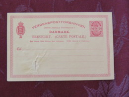 Denmark Around 1899 Stationery Postcard Unused - Arms Lions - Damaged In Center Of The Card - Lettres & Documents