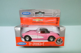 Welly NEX - CHEVROLET CORVETTE 1957 Soft-top Rose Réf. 42360 BO 1/36 - Welly