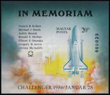** 1986 In Memoriam Challenger Vágott Blokk (4.500) - Other & Unclassified