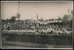 Cca 1930-1940 A Tungsram Sportolói A Pályán, Kaulich Rudolf Pecséttel Jelzett Fotója, 11×16,5 Cm - Autres & Non Classés
