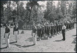 1947 Hungária Gumigyár Szakszervezeti Gyűlés, Fotó, 16×12 Cm - Other & Unclassified