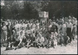 1947 Müller Testvérek Vegyészeti Gyár Rt. Szakszervezeti Gyűlése, Fotó, 12×16 Cm - Autres & Non Classés