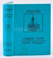 Magyar-török, Török-magyar útiszótár. Bp.,1987, Terra. Kiadói Kartonált Papírkötés, Jó állapotban. - Unclassified