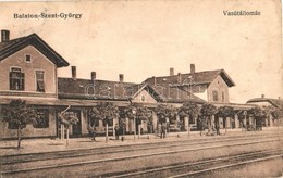 T3/T4 1915 Balatonszentgyörgy, Vasútállomás, Vasutasok (ázott / Wet Damage) - Unclassified