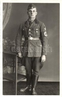 ** T2 WWII German Nazi Military Soldier. Photo - Non Classés