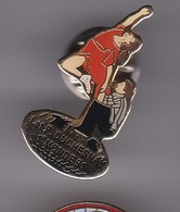 Pin's  DUCHESNAY - Skating (Figure)