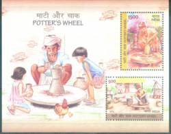 India MNH 2018, MS Potter's Wheel, Pottery, Water Well, Art, Painting, Hen, Farm Bird, - Unused Stamps