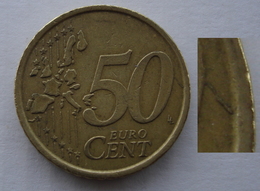 N. 68 ERRORE EURO !!! 50 CT. 2002 ITALIA FRATTURA DI CONIO !!! - Variëteiten En Curiosa