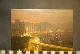 CP, Chine, HONG KONG Night View Of Causeway Bay And Central Hong Kong - Chine (Hong Kong)