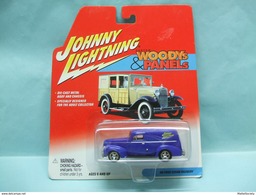 Johnny Lightning - '40 FORD SEDAN DELIVERY 1940 - 2002 Woodys & Panels 1/64 - Altri & Non Classificati