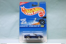 Hot Wheels - CHEVROLET CORVETTE STING RAY STINGRAY III Bleu - 1997 Collector 595 HOTWHEELS US Long Card 1/64 - HotWheels