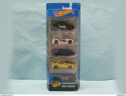 Hot Wheels - VW BEETLE + AUDACIOUS + PONY-UP + SKYLINE + CHRYSLER - 2016 5 Pack Night Burnerz HOTWHEELS Neuf 1/64 - HotWheels