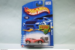 Hot Wheels - CAT-A-PULT Jaguar - 2002 Collector 176 - Race & Win HOTWHEELS US Long Card 1/64 - HotWheels