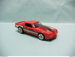 Hot Wheels - '81 CHEVROLET CAMARO 1981 - 2012 New Models HOTWHEELS 1/64 - HotWheels