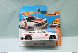 Hot Wheels - CHEVROLET CHEVY SILVERADO Pick-up - 2017 HW Hot Trucks HOTWHEELS EU Short Card 1/64 - HotWheels