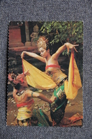 Indonésie : BALI , " The LELONG Dancers". - Indonesië