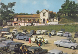 La Plaine Sur Mer Café Et Place De Port Giraud Centre De Peche Aux Moules éditeur Marc Guitteny N°693 Belle Automobiles - La-Plaine-sur-Mer