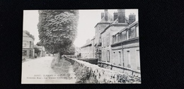 CP 91 LARDY Grande Rue Le Vieux Chateau   ( Batiment Commerce Quincaillerie Habitations  ) - Lardy