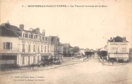 77-MONTEREAU-FAULT-YONNE- LA PLACE ET L'AVENUE DE LA GARE - Montereau