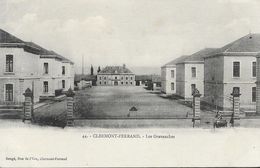 Clermont-Ferrand - Les Gravanches, Caserne (entrée Arsenal) - Edition Bougé, Carte N° 44 - Kasernen
