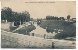 CPA 51 VITRY LE FRANCOIS Le Canal Au Pont De Chalons - Vitry-le-François