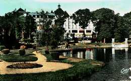 61...bagnoles De L Orne.....le Grand Hotel......cpsm - Bagnoles De L'Orne