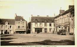 56....rhuys La Presqu'ile.... Sarzeau...la Mairie Et La Place...2 - Sarzeau
