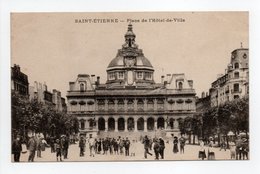 - CPA SAINT-ETIENNE (42) - Place De L'Hôtel De Ville (belle Animation) - - Saint Etienne