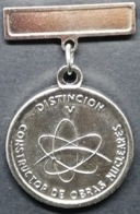 O422 CUBA MEDALLA RARE MEDAL 5 YEAR CONSTRUCTOR OBRAS NUCLEARES. ATOMIC WORK. - Otros & Sin Clasificación