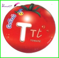Magnet Pochoir GERVAIS L'Alphabet Avec Les Fruits Et Les Légumes " Le T De Tomate " - Buchstaben Und Zahlen