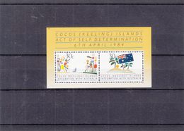 Cocos - Yvert BF 4 ** - MNH - Drapeaux - Enfants - - Cocos (Keeling) Islands