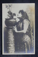 ARTISTES - Carte Postale - Sarah Bernhardt -  L 27710 - Femmes Célèbres
