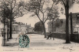 ANGERS - Le Boulevard à L'Entrée Du Château - Angers