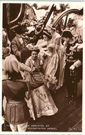 H.M. The Queen Arriving At Westminster Abbey, Coronation 1953 - Koninklijke Families