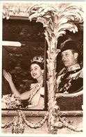 H.M. The Queen And The Duke Of Edinburgh In The State Coach, Coronation 1953 - Koninklijke Families