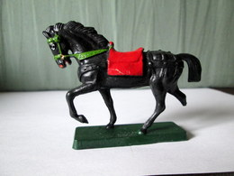 CHEVAL 4 (sans Cavalier) Figurines STARLUX  Moyen Age Médieval Jouet Toy Horse Spielezeug Pferde Ap1959 Incomplet - Starlux