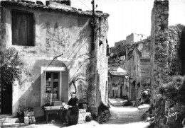 13-LES-BAUX-RUE DU TRINCAT AU FONT RUINES DU CHATEAU FEODAL - Les-Baux-de-Provence