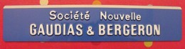 Plaque Métal + Plastique Publicitaire. Relief. Société Nouvelle Gaudias & Bergeron. Vers 1960 - Otros & Sin Clasificación