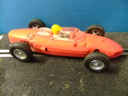 SCALEXTRIC FERRARI V 6 F1 Rojo Original Guia Fija TRI-ANG Made In Spain - Circuitos Automóviles