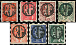 ** TIMBRES DE LIBERATION - CHOLET 10, 14, 16, 18, 21, 22 Et 23, Rousseurs, B/TB - Liberation