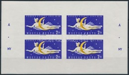 ** 1961 Vénusz-rakéta Á.NY Vágott Kisív (20.000) / Mi 1761 Imperforate Mini Sheet With Á.NY Overprint On The Margin (apr - Autres & Non Classés